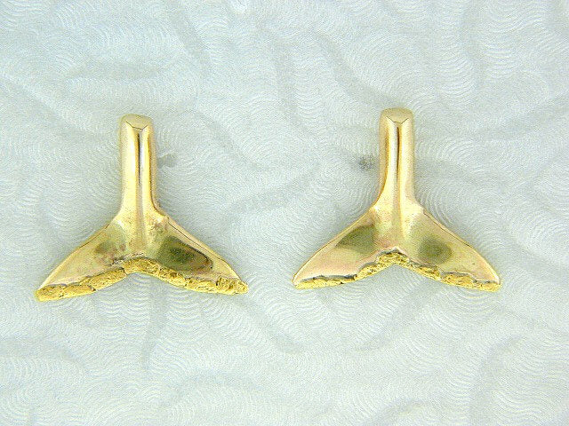EP263 14kt Whale Tails with Nuggets