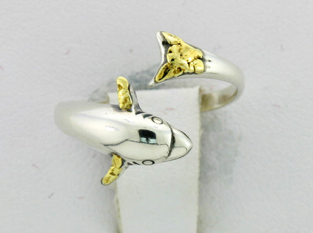 R038 Dolphin Small Adjustable Ring Fishing For Gold
