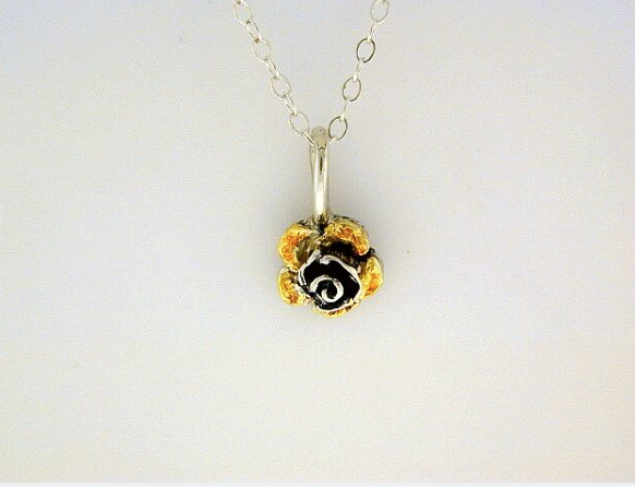 N067 Rosebud pendant .925 with Alaskan Gold Nuggets