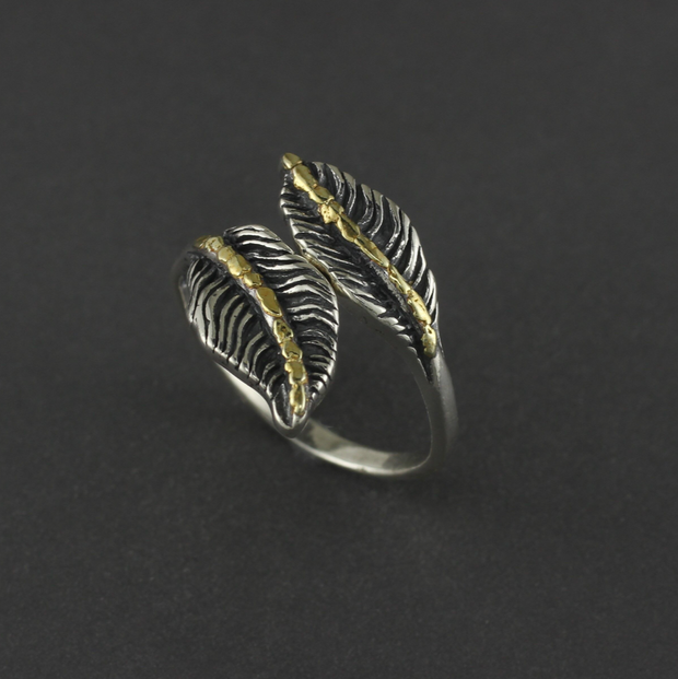 R02908  Two Leaves Silver Ring Adjustable