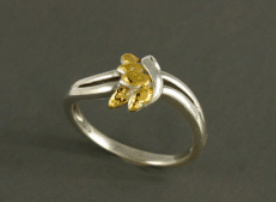 R364S Silver 5 Leaf Ring with Nuggets