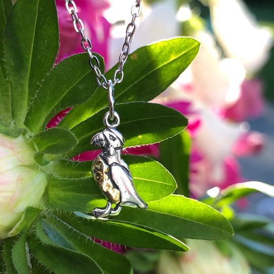 N042  Puffin Small pendant .925 with Alaskan Gold Nuggets