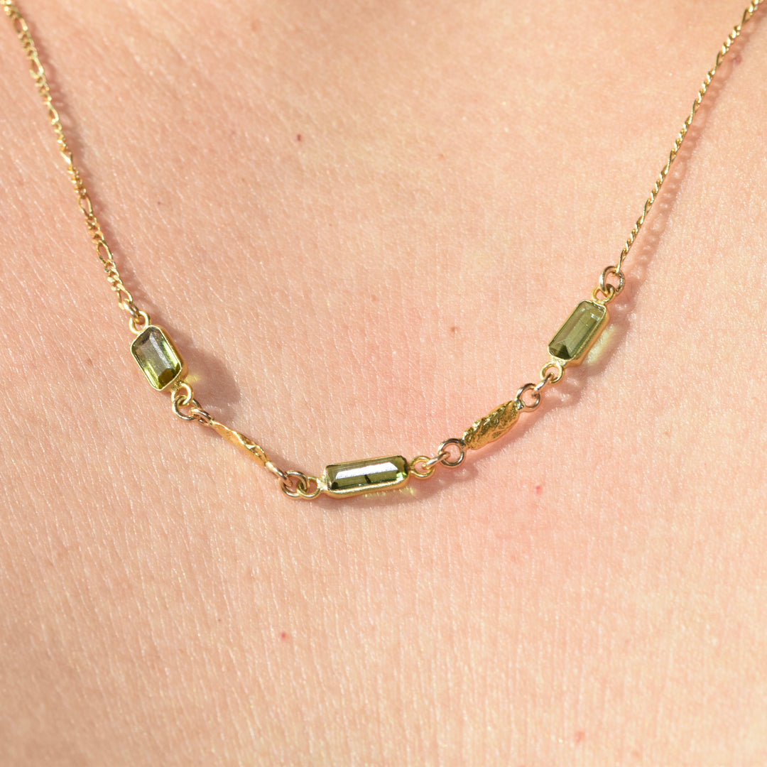 NC30-3 Light Green Tourmaline and Alaskan Gold Nuggets Necklace