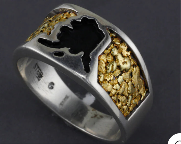 RM005 Mens "Alaska" Gold Nugget Ring