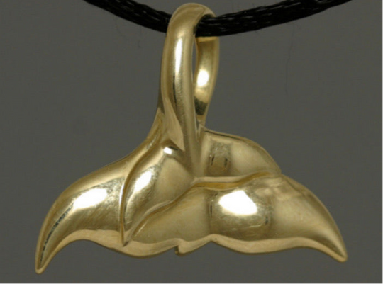N910  Whale Tail Pendant 14kty