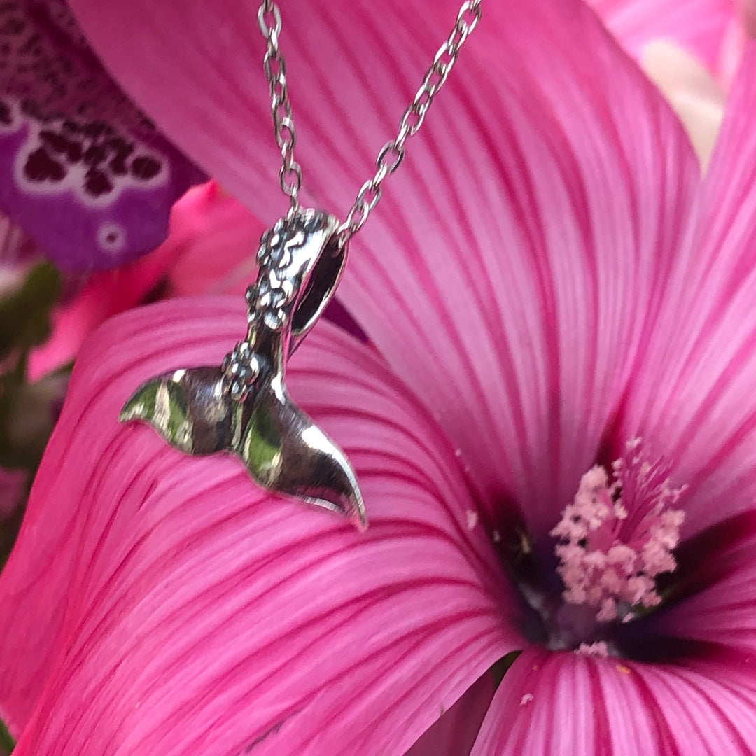 N160  Whale Tail Flower Silver