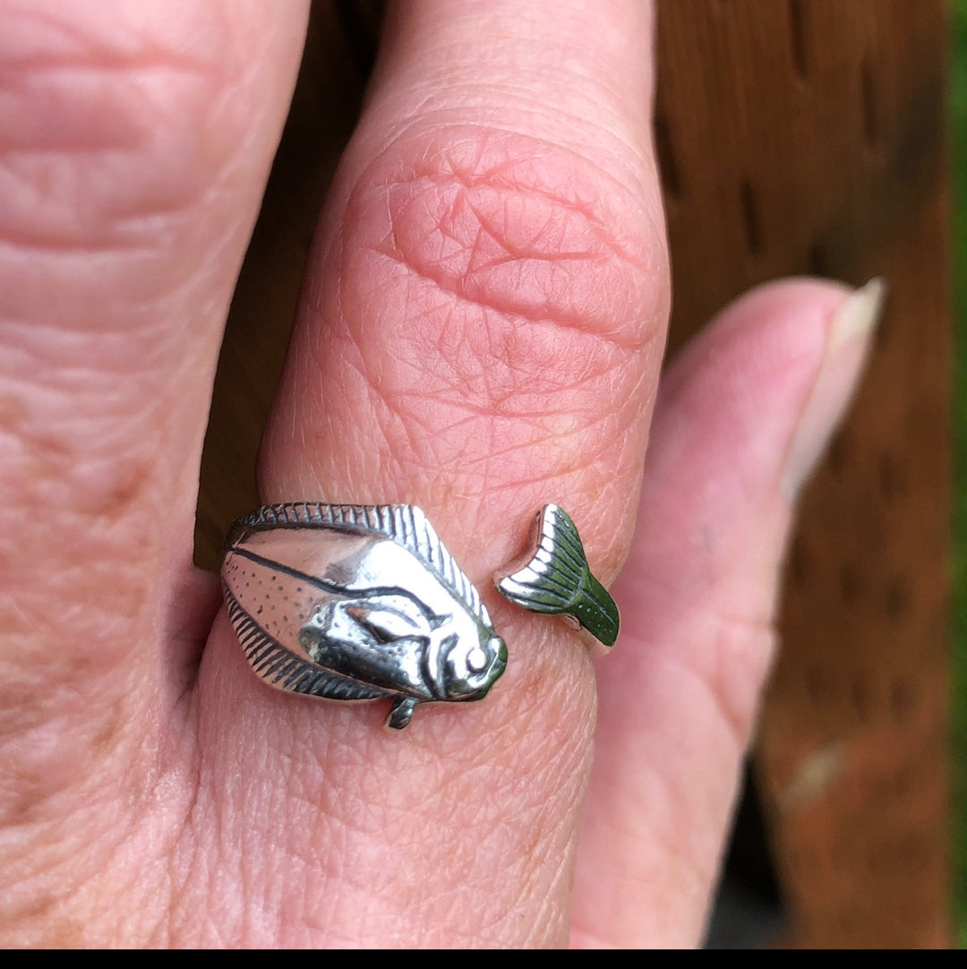 R130  Ring Adj. Halibut Silver Adjustable Ring