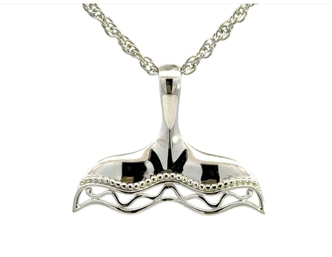 N906S  Native Whale Tail Pendant Silver