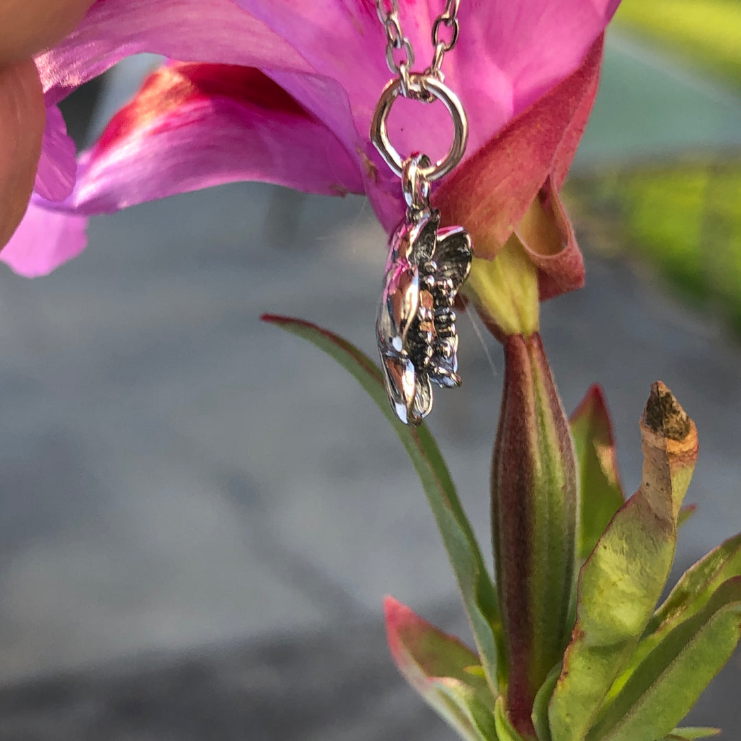 N043  Alaska Sitka Rose pendant .925 with Alaskan Gold Nuggets