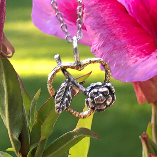 N005  Heart Rose pendant .925 with Alaskan Gold Nuggets