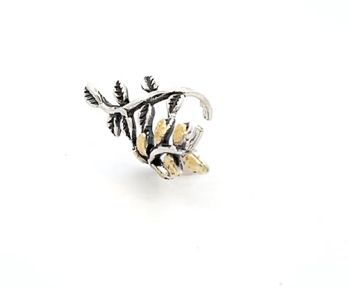 EC004   Double Leaf Ear Cuff Silver with Alaskan Gold Nuggets