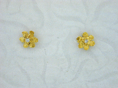 EP269 14kt Flower with Tiny Earring Posts with Diamonds