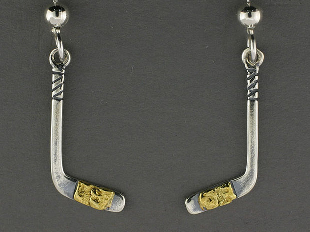 EW571  Hockey Stick Med Earwires Silver with Nuggets