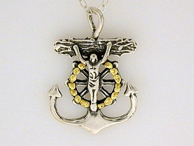N025  Mariner Cross pendant