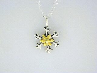 N050  Snowflake with Small pendant
