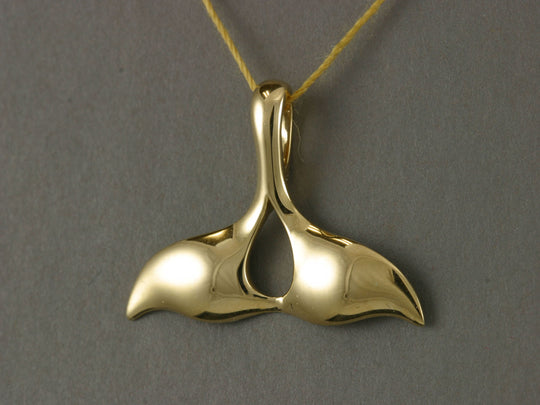 N904  Pendant Whale Tail 14kty
