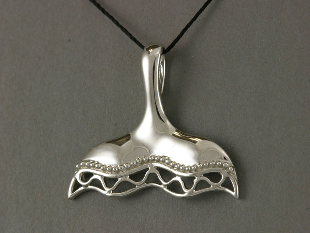 N906S  Whale Tail Pendant Silver