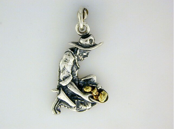 C013  Panner Large Charm with Nuggets Fishing For Gold