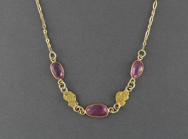NC28  Pink Sapphire Wrapped with 18kt & Nuggets 14kt Chain