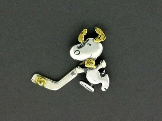 TT079  Snoopy with/Hockey Stick Tack