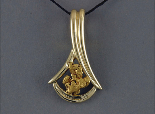 N821 Pendant 14kty & Nuggets