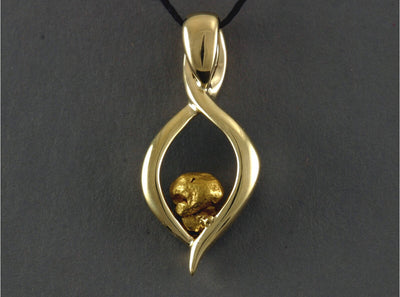 N816  Pendant 14kty and Nuggets